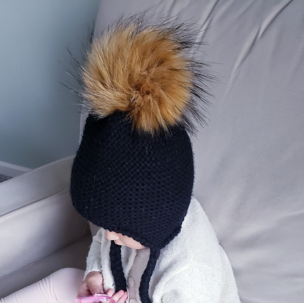 kids fur pompom knit hat - Picture 6 of 7